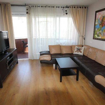 Royal Apartments , Blvd Nitza 8 Netanja Buitenkant foto