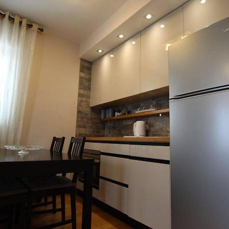 Royal Apartments , Blvd Nitza 8 Netanja Buitenkant foto